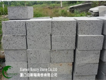  Natural Lava Stone Basalt with Big Hole for Flooring Paver	